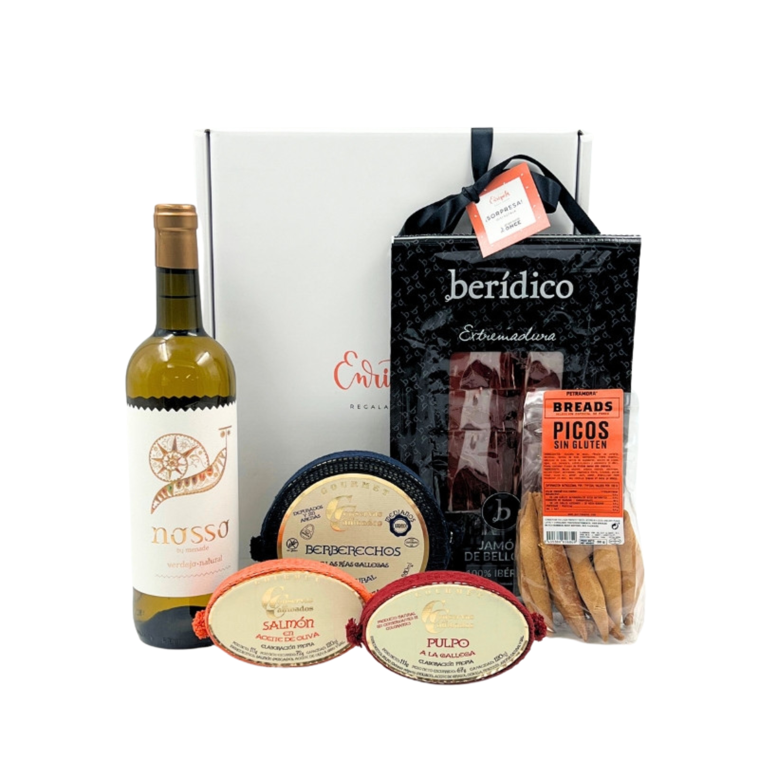 Imagen de cesta de productos sin gluten: botella vino blanco, pan de picos, conservas de salmón, berberechos y pulpo, paquete de jamó de bellota ibérico image number null